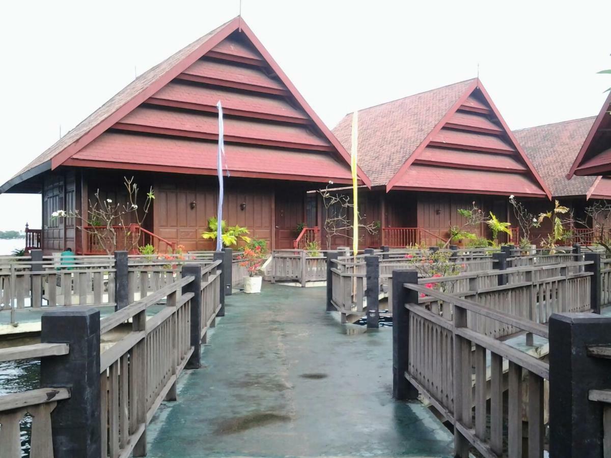 Hotel Pantai Gapura Μακασάρ Εξωτερικό φωτογραφία
