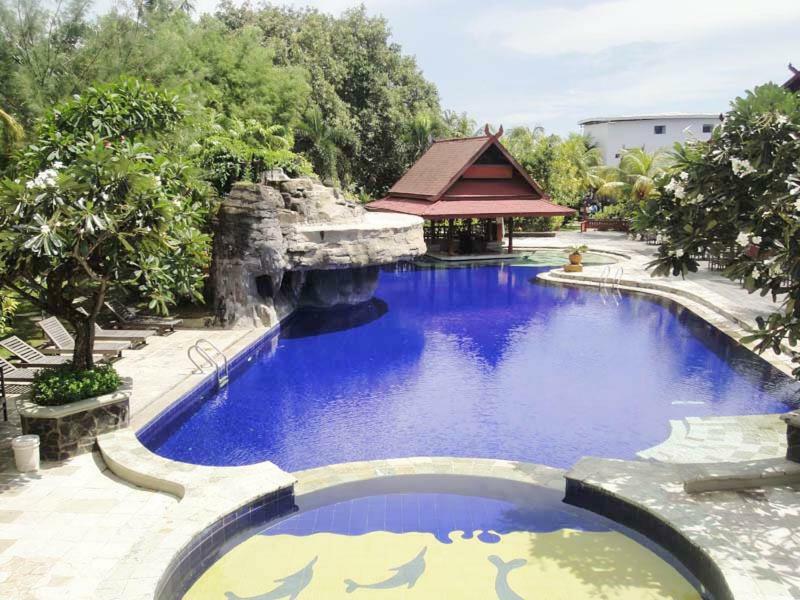 Hotel Pantai Gapura Μακασάρ Εξωτερικό φωτογραφία